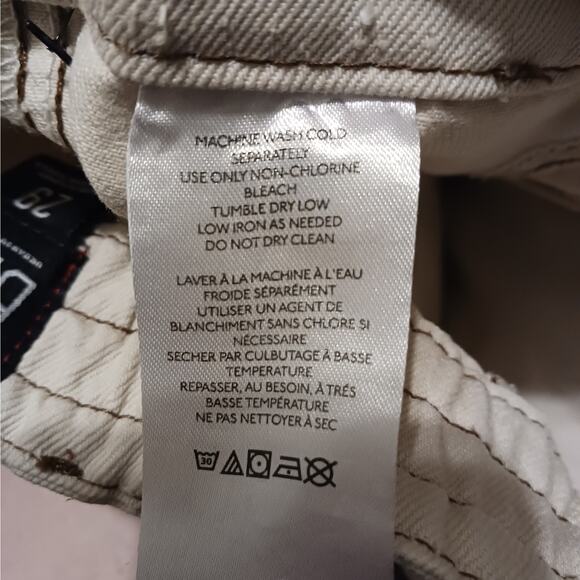 BDG Urban Outfitters Cream High Rise Denim Cargo Pants NWOT Size 29 - Picture 9 of 10